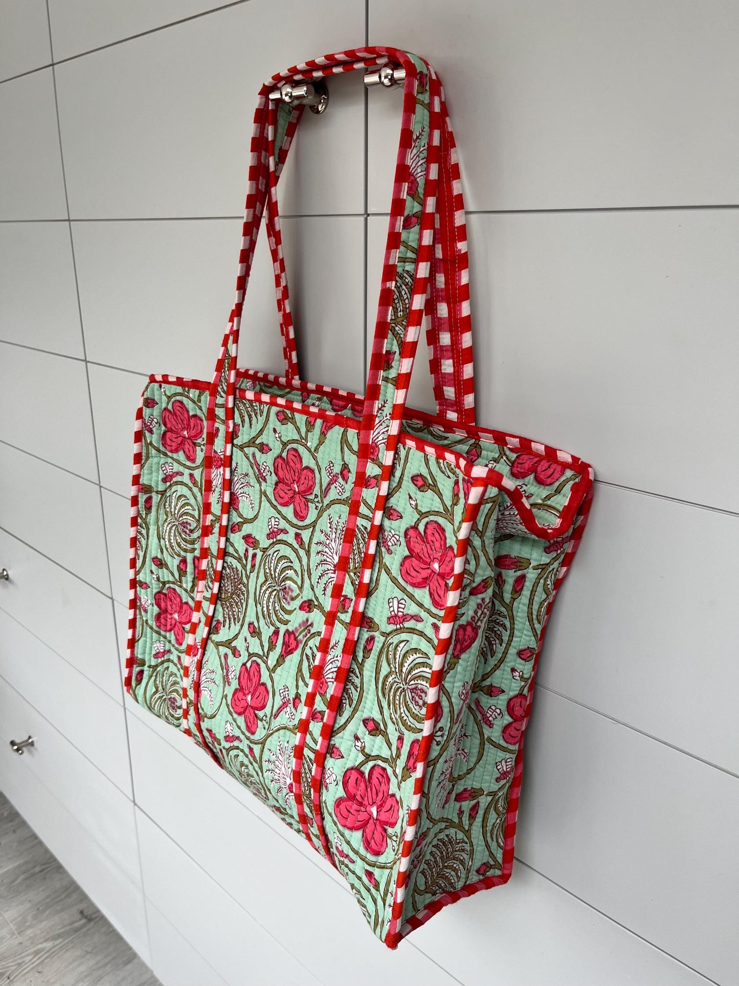 Floral Print Handmade Medium  Quilted Tote Bag – Secure Zip Fastening & Reinforced Handles | Perfect for Shopping, Travel & Beach | 16" x 16"