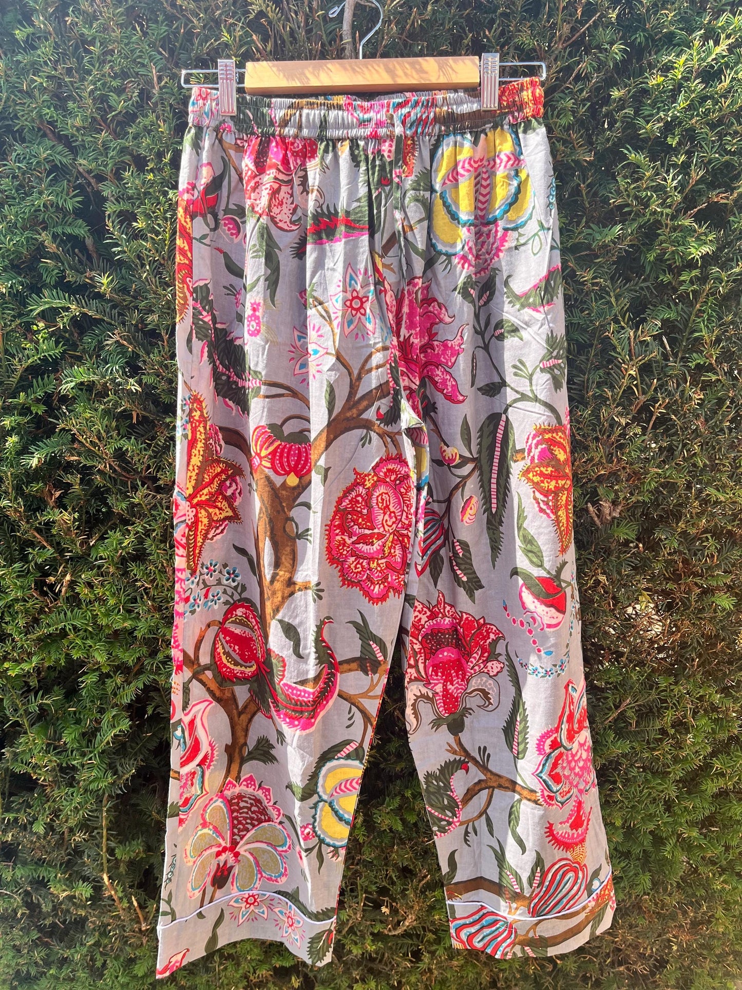 Bohemian Floral Cotton Pyjama Bottoms – Women’s Lounge Pants – Soft Breathable Sleepwear – Grey Print PJ Trousers – S/M/L